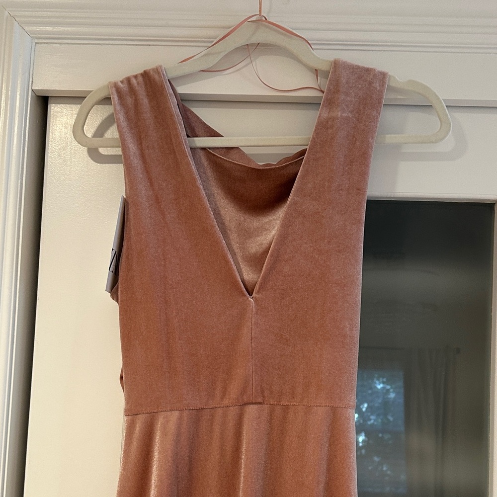 Zara Elegant Mauve Velvet Evening Dress - Picture 7 of 8